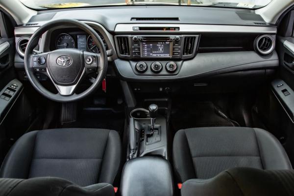 Used 2018 Toyota RAV4 LE