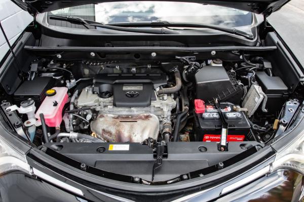 Used 2018 Toyota RAV4 LE