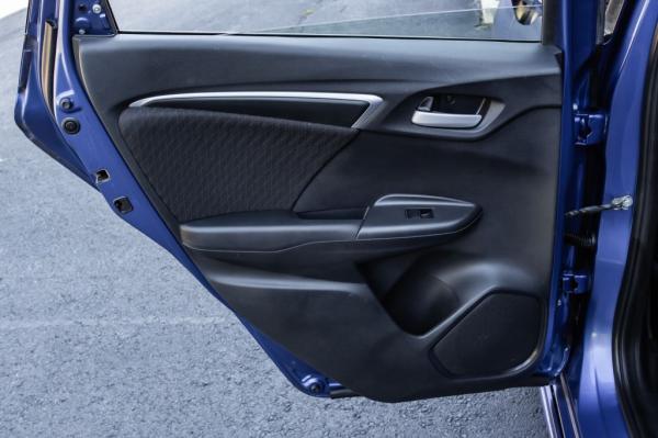 Used 2018 HONDA FIT SPORT