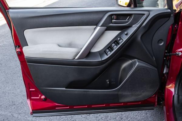 Used 2015 SUBARU FORESTER 25I PREMIUM