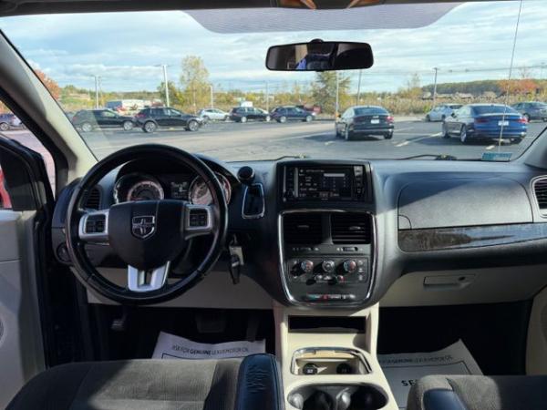 Used 2016 DODGE GRAND CARAVAN SXT