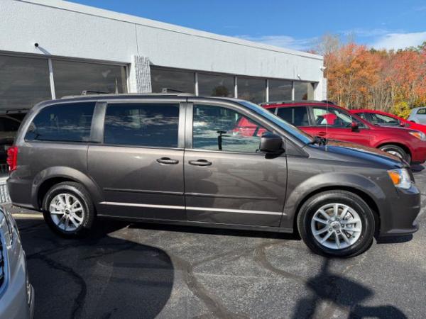 Used 2016 DODGE GRAND CARAVAN SXT