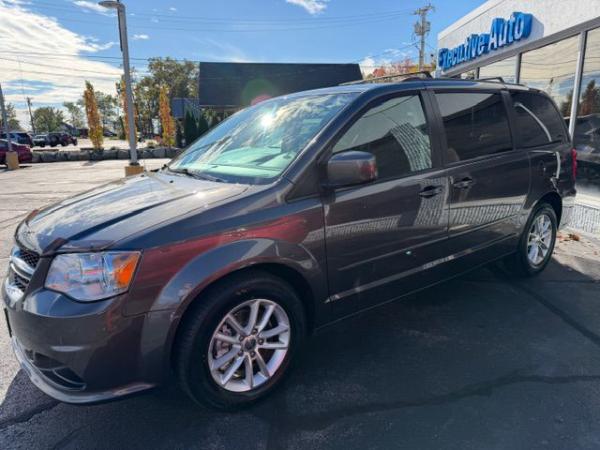 Used 2016 DODGE GRAND CARAVAN SXT