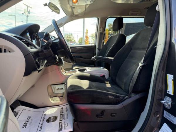 Used 2016 DODGE GRAND CARAVAN SXT