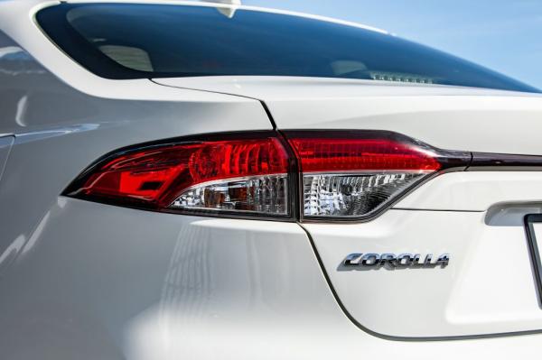 Used 2020 Toyota COROLLA LE LE