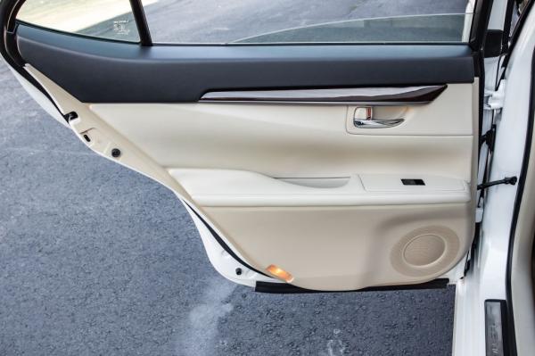 Used 2015 LEXUS ES 350