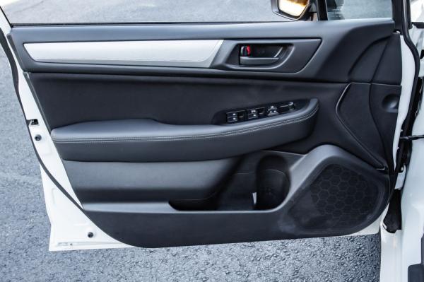 Used 2017 SUBARU LEGACY 25I