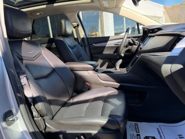 Used 2017 CADILLAC XT5 LUXURY