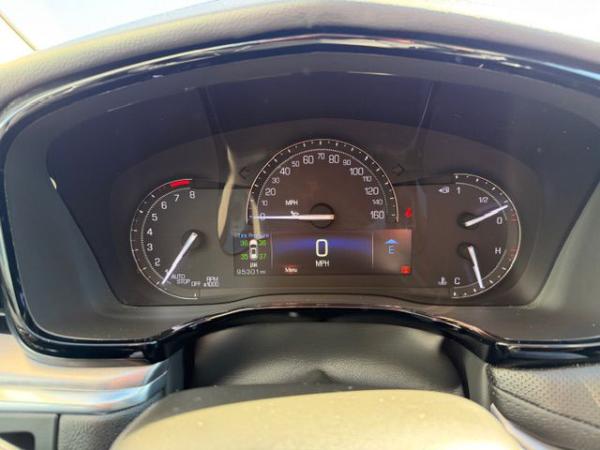Used 2017 CADILLAC XT5 LUXURY