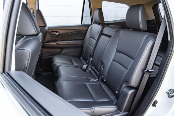 Used 2018 HONDA PILOT EXLN