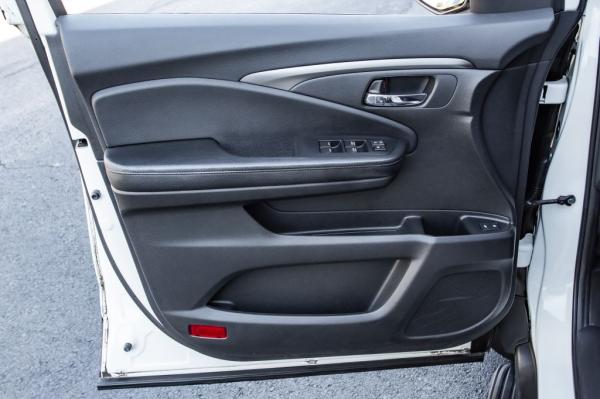 Used 2018 HONDA PILOT EXLN