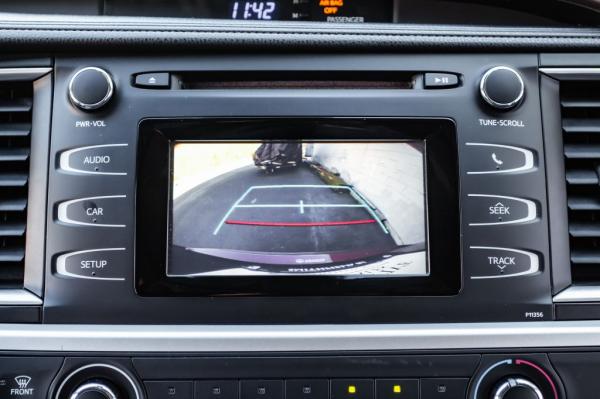 Used 2017 Toyota HIGHLANDER LE