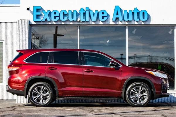 Used 2017 Toyota HIGHLANDER LE