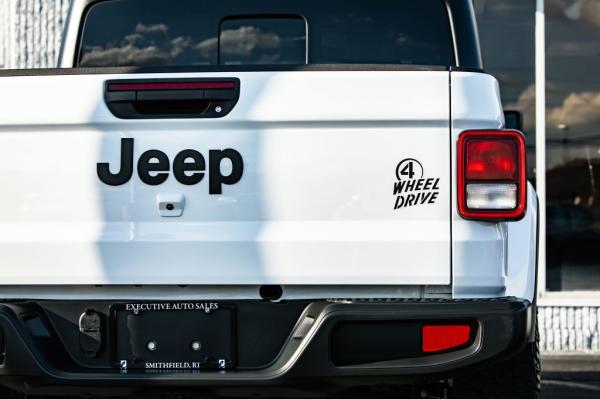 Used 2022 JEEP GLADIATOR SPORT