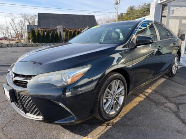 Used 2015 Toyota CAMRY SE SE