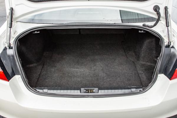 Used 2018 SUBARU LEGACY 25I PREMIUM