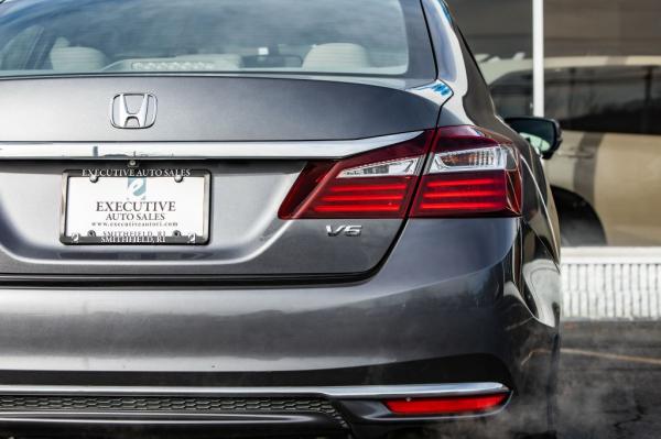 Used 2017 HONDA ACCORD EX L