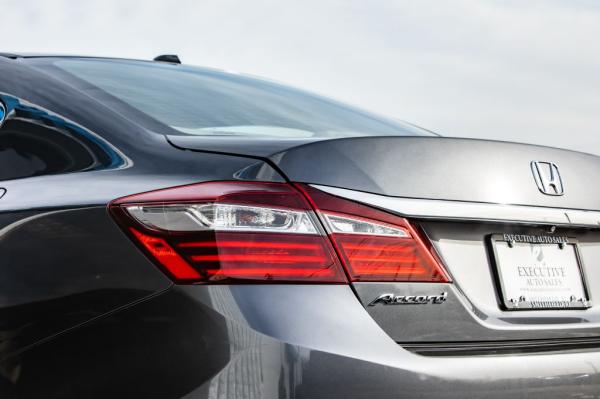Used 2017 HONDA ACCORD EX L