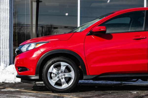 Used 2017 HONDA HR V EX