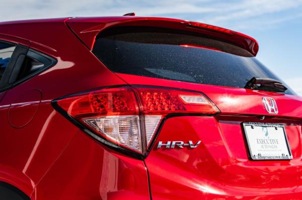 Used 2017 HONDA HR V EX