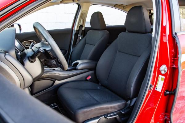 Used 2017 HONDA HR V EX