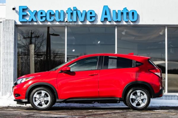 Used 2017 HONDA HR V EX