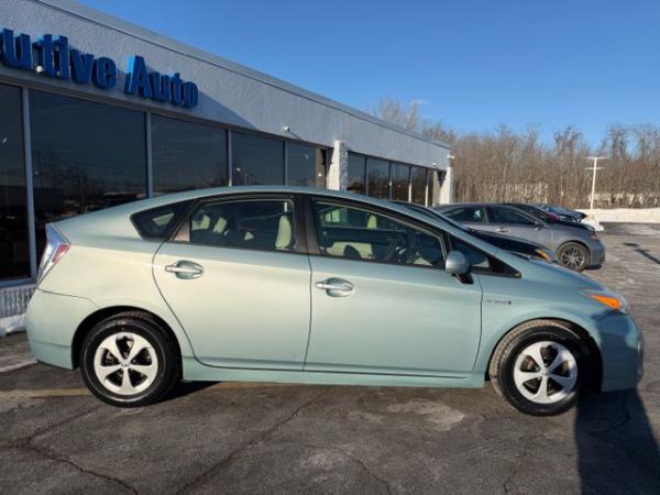 Used 2014 Toyota PRIUS III