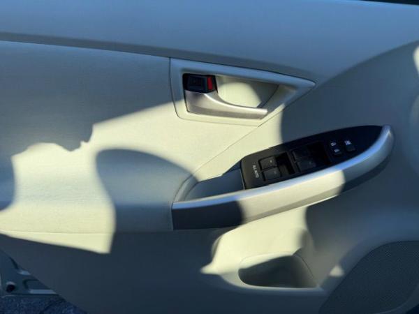 Used 2014 Toyota PRIUS III