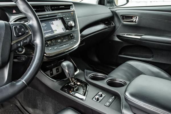 Used 2018 Toyota AVALON XLE