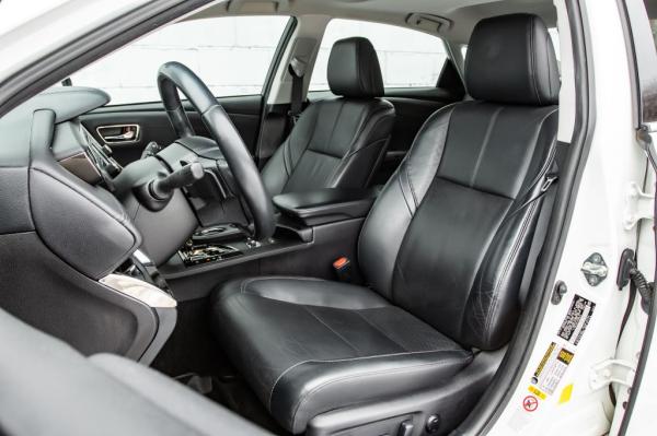 Used 2018 Toyota AVALON XLE