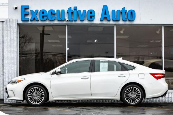 Used 2018 Toyota AVALON XLE