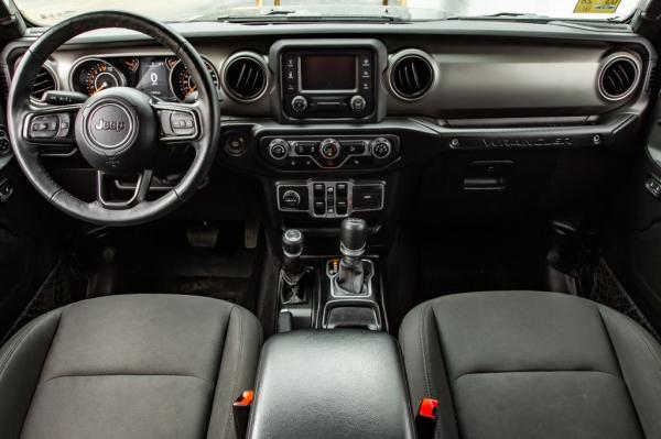 Used 2018 JEEP WRANGLER UNLIMI SPORT S