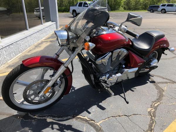 Used 2010 HONDA VT13CSA SABRE Motorcycle