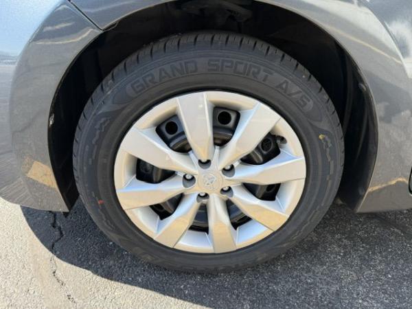 Used 2016 Toyota COROLLA LE LE