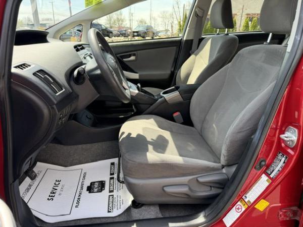 Used 2015 Toyota PRIUS III III