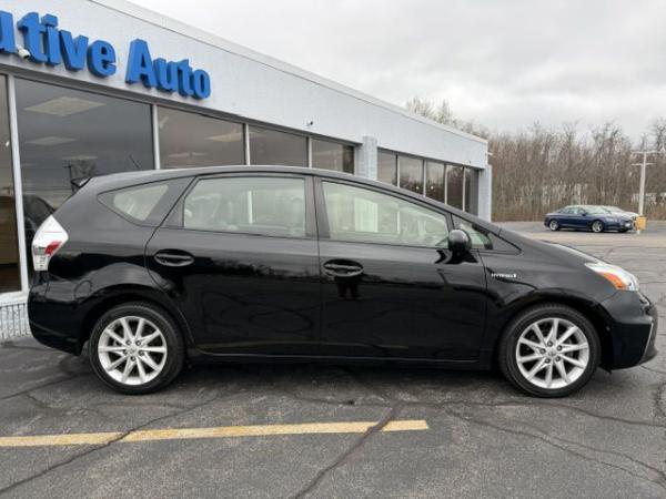 Used 2012 Toyota PRIUS V v
