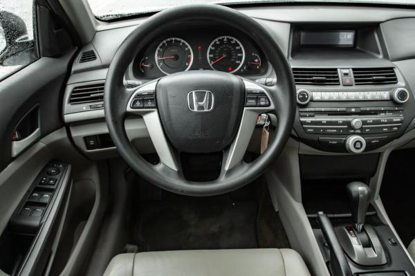 Used 2010 HONDA ACCORD LX P