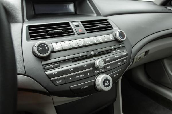 Used 2010 HONDA ACCORD LX P