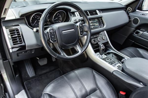 Used 2015 LAND ROVER RANGE ROVER SPO HSE