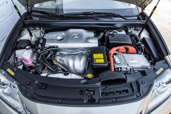 Used 2015 LEXUS ES 300H