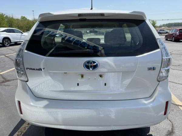 Used 2014 Toyota PRIUS V V Trim Level II