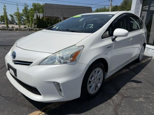 Used 2014 Toyota PRIUS V V Trim Level II