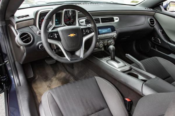 Used 2015 CHEVROLET CAMARO LS
