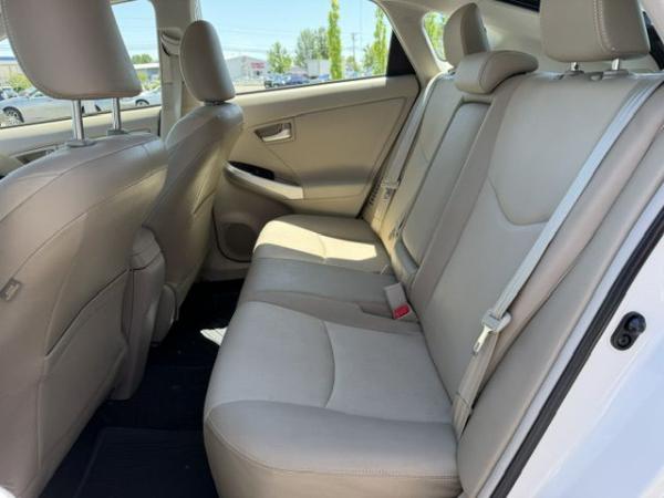 Used 2014 Toyota PRIUS IV