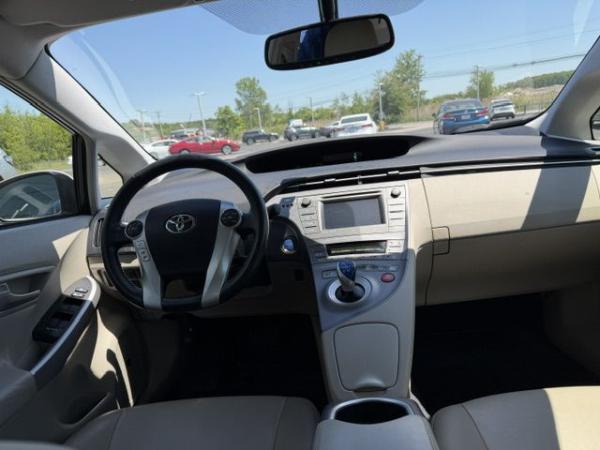Used 2014 Toyota PRIUS IV