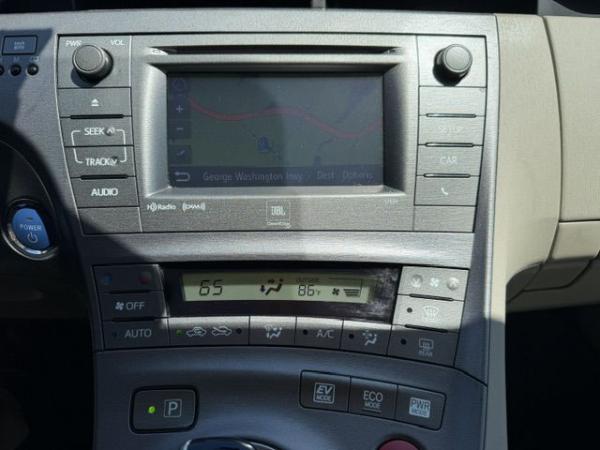 Used 2014 Toyota PRIUS IV
