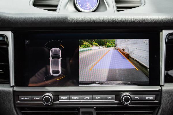 Used 2020 PORSCHE MACAN suv