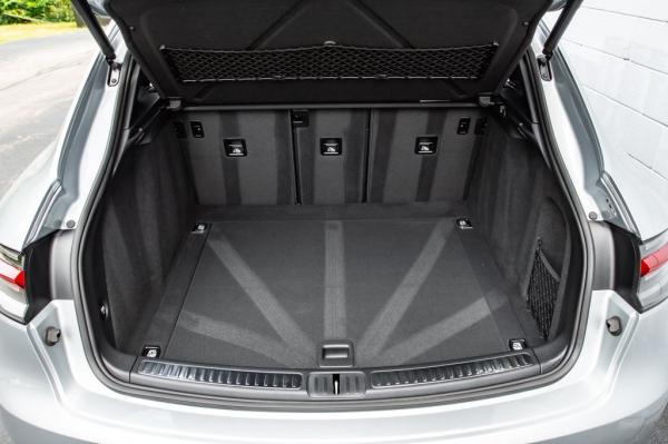 Used 2020 PORSCHE MACAN suv
