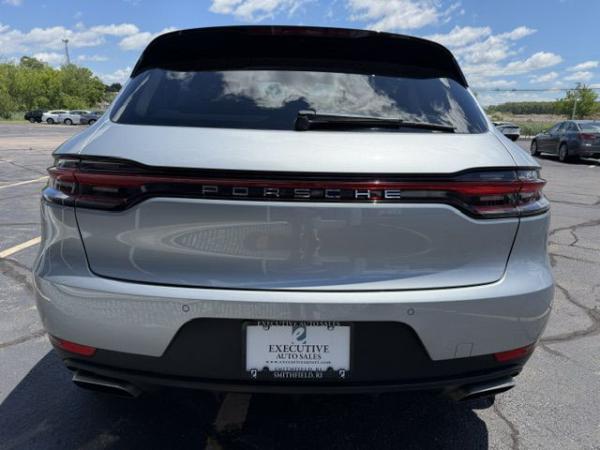 Used 2020 PORSCHE MACAN suv