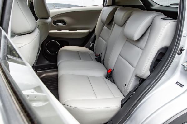 Used 2018 HONDA HR V EX L